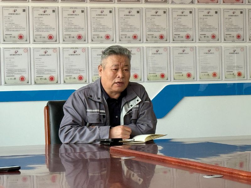 完美平台-完美平台中国官方网站4月安全生产会议——严守安全底线 筑牢质量根基